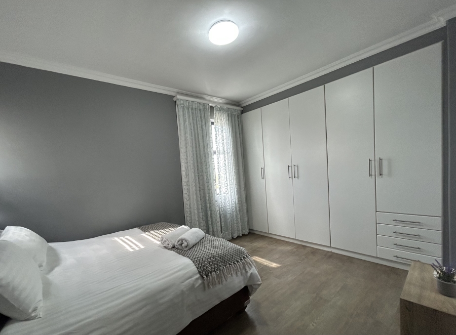 To Let 2 Bedroom Property for Rent in Big Bay Western Cape
